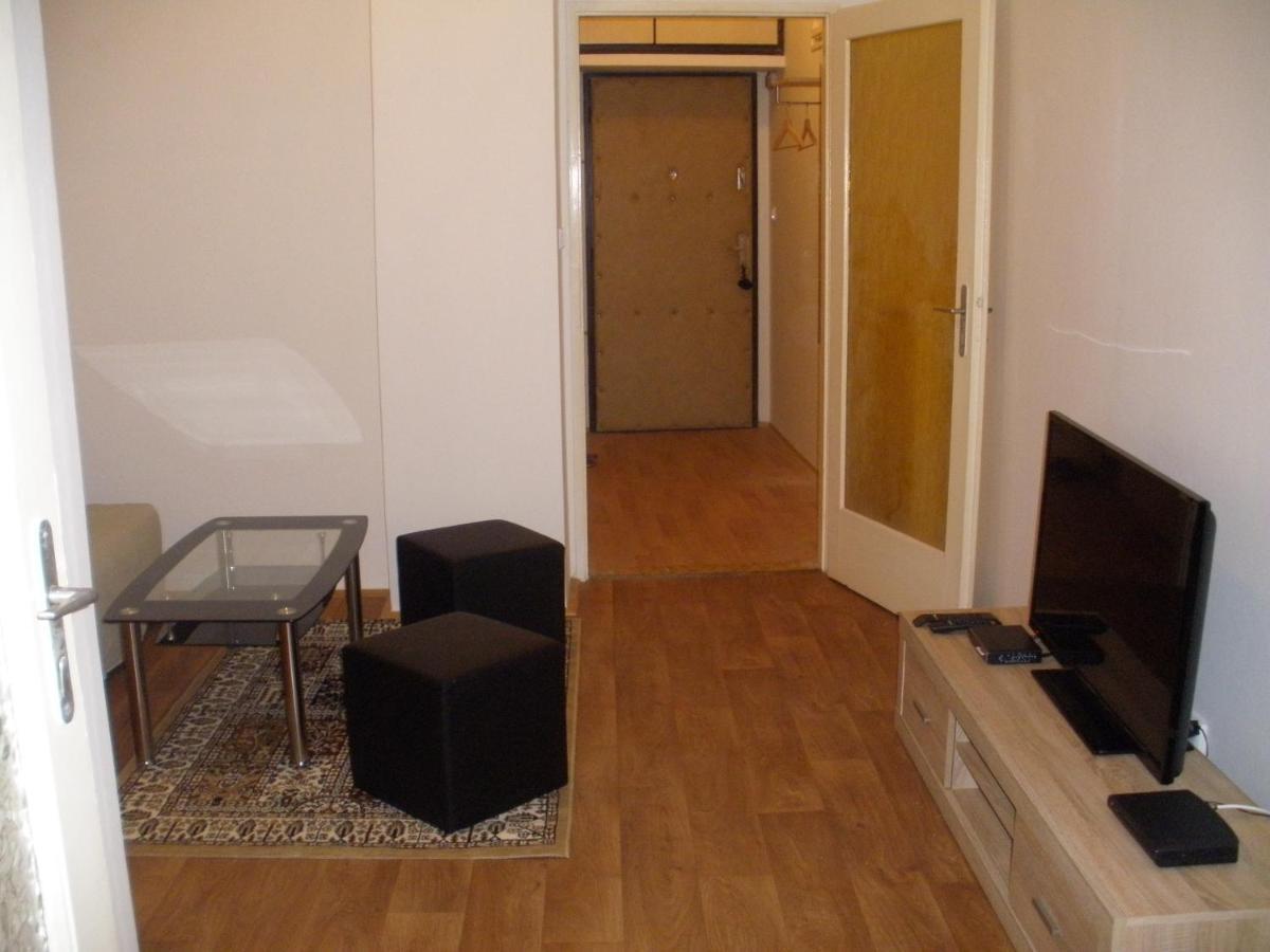 Apartments Tronicek Прага Екстериор снимка