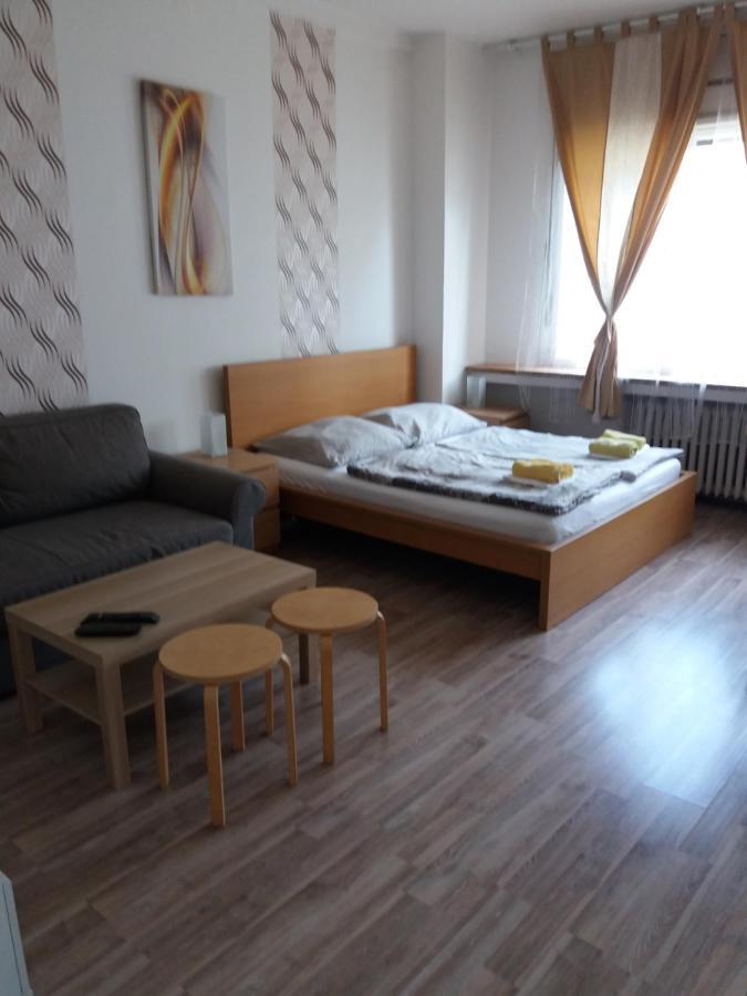 Apartments Tronicek Прага Екстериор снимка
