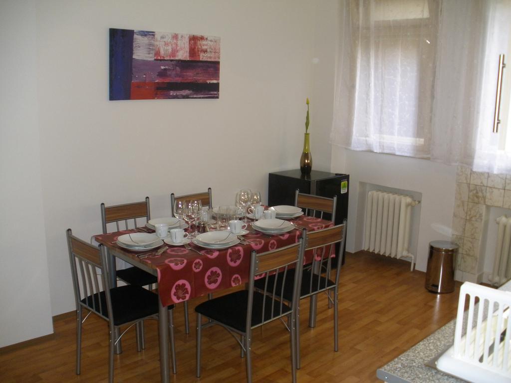 Apartments Tronicek Прага Екстериор снимка